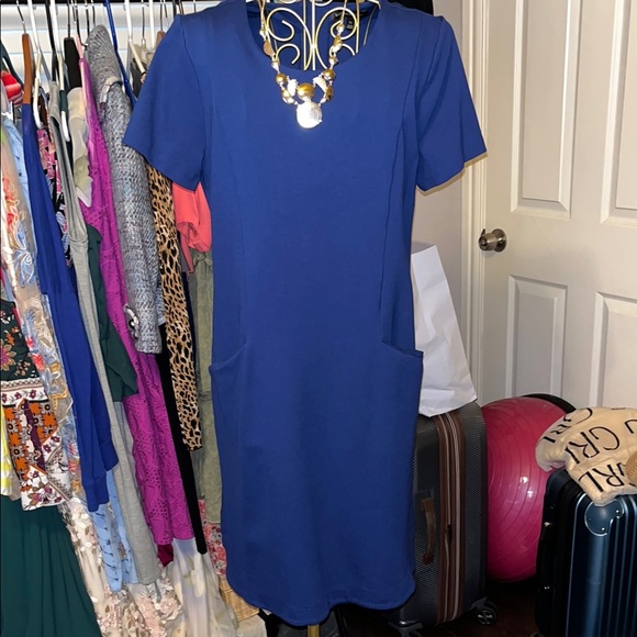 Banana Republic Dresses & Skirts - Blue Short Sleeve banana republic dress